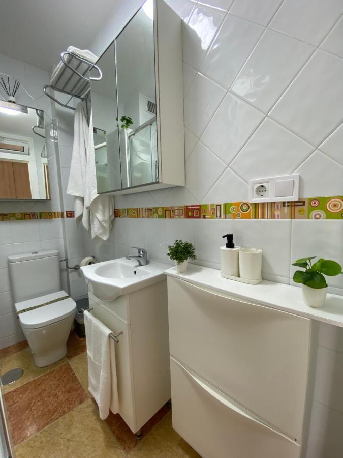 Apartamentos Naciones Playa, La Paloma Benalmadena Exterior photo