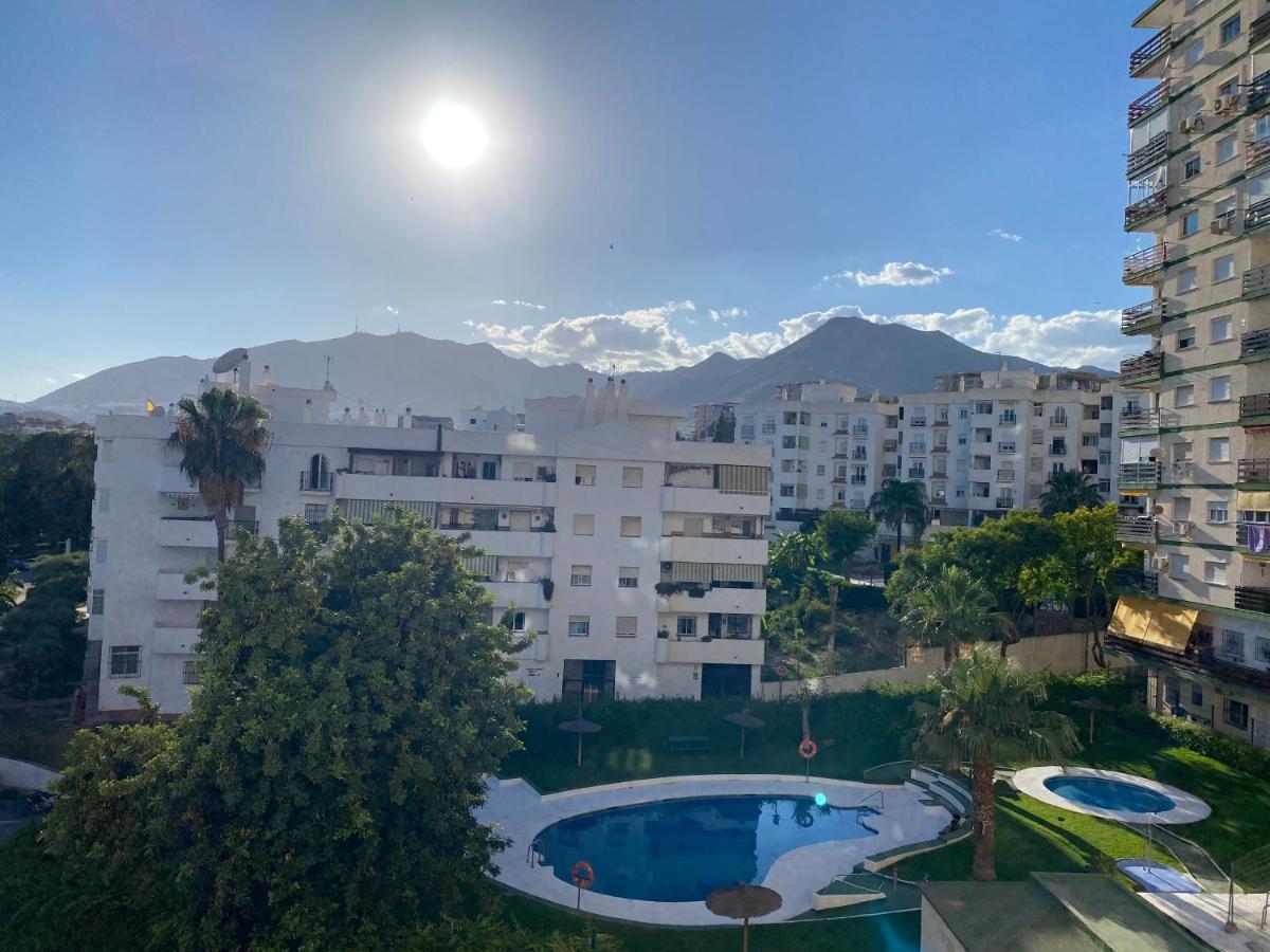Apartamentos Naciones Playa, La Paloma Benalmadena Exterior photo